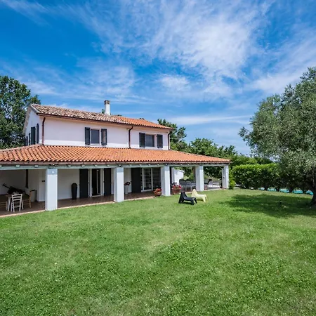 Panoramica Con Piscina Villa *