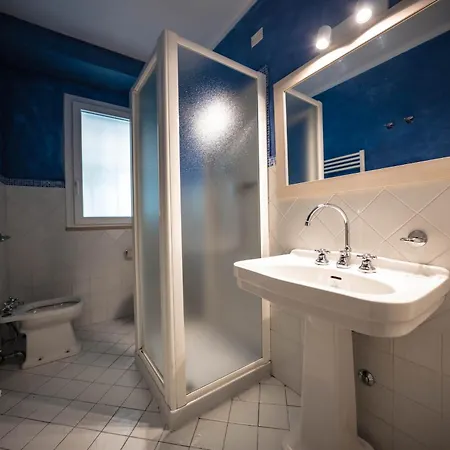 فيلة Panoramica Con Piscina *