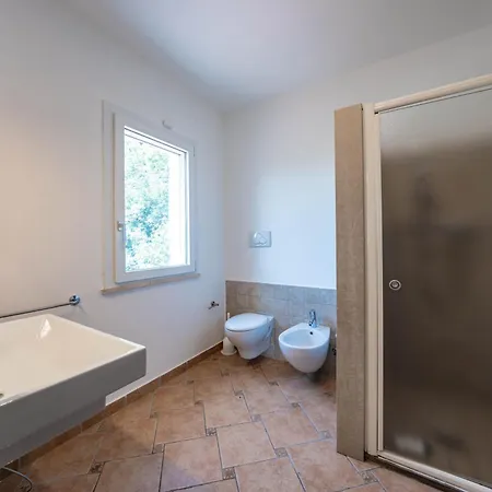 Panoramica Con Piscina Вилла